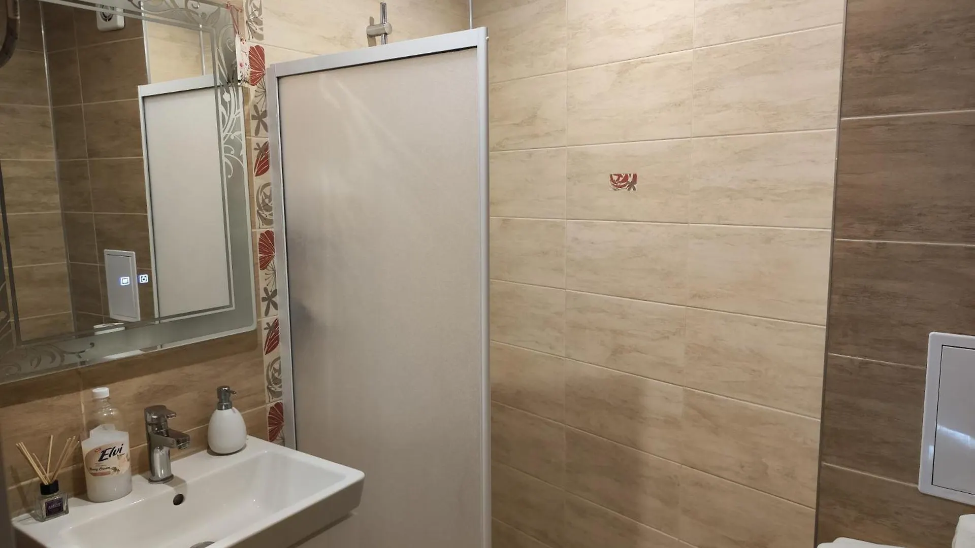 Art Apartment Kiril And Metodi Square Burgas