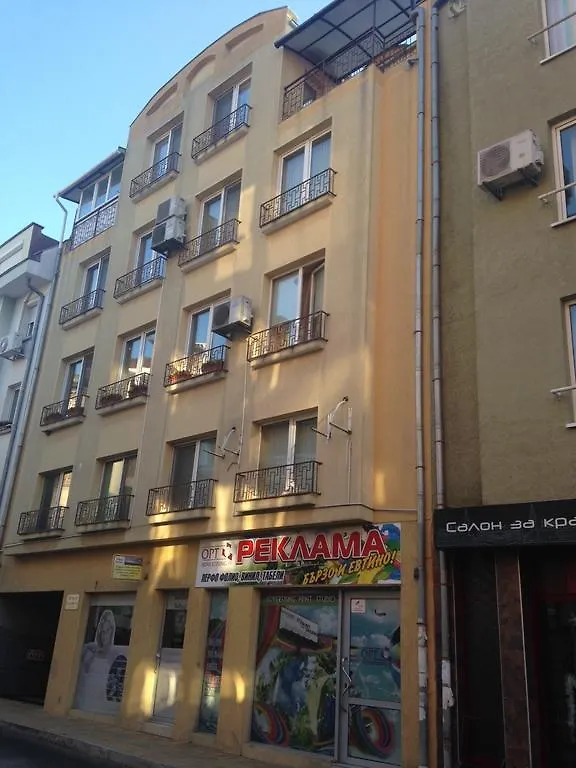 Art Apartment Kiril And Metodi Square Burgas