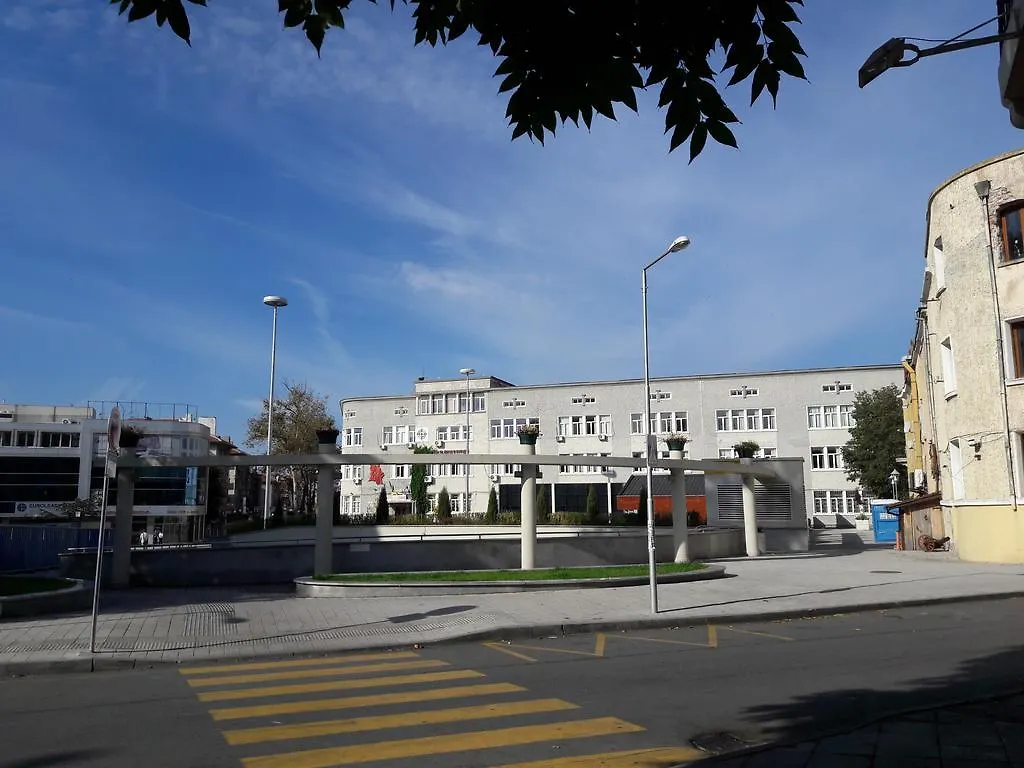 Art Apartment Kiril And Metodi Square Burgas